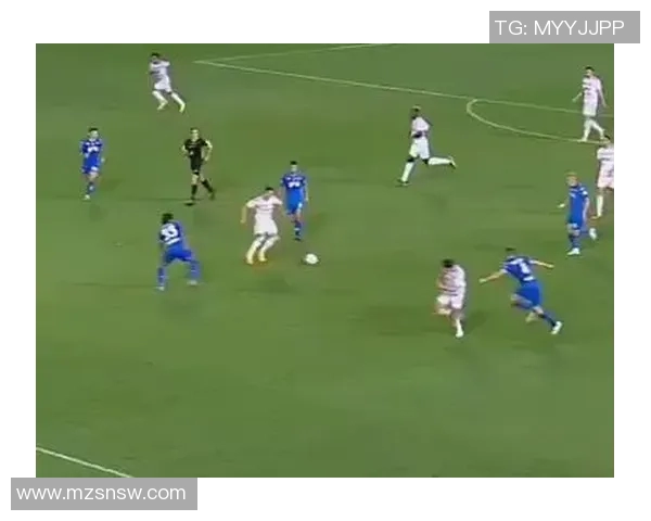 足球巨星玩游戏爆笑瞬间集锦 笑翻全场的搞怪操作与意外失误